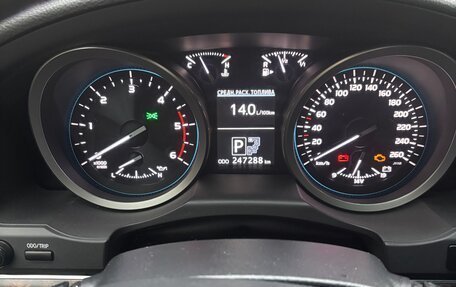 Toyota Land Cruiser 200, 2012 год, 4 500 000 рублей, 7 фотография