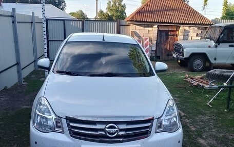 Nissan Almera, 2017 год, 800 000 рублей, 2 фотография