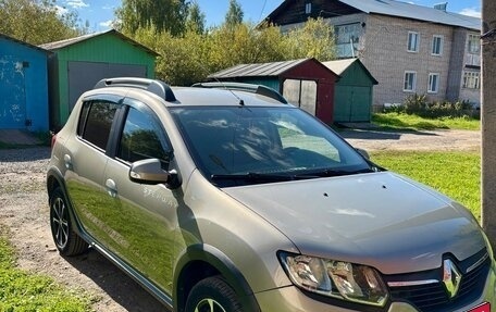 Renault Sandero II рестайлинг, 2016 год, 1 050 000 рублей, 1 фотография
