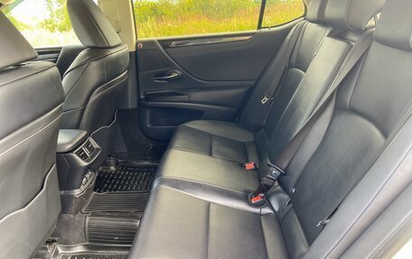Lexus ES VII, 2018 год, 2 800 000 рублей, 22 фотография