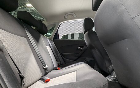 Volkswagen Polo VI (EU Market), 2012 год, 830 000 рублей, 25 фотография