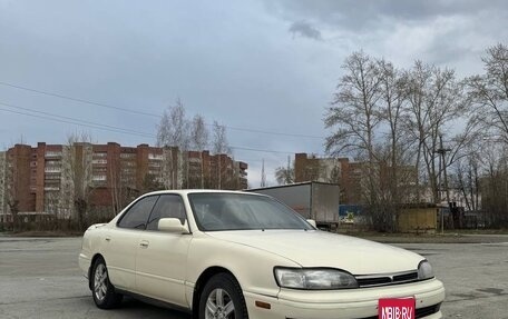 Toyota Camry V30, 1990 год, 350 000 рублей, 1 фотография
