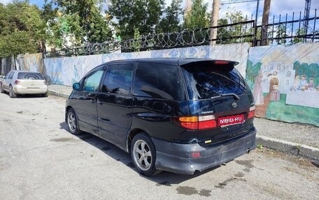 Toyota Estima III рестайлинг -2, 2001 год, 550 000 рублей, 1 фотография