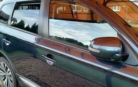 Mitsubishi Outlander III рестайлинг 3, 2020 год, 2 800 000 рублей, 6 фотография