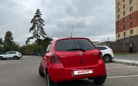 Toyota Yaris III рестайлинг, 2008 год, 530 000 рублей, 11 фотография