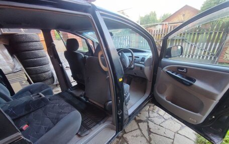 Toyota Estima III рестайлинг -2, 2001 год, 550 000 рублей, 16 фотография