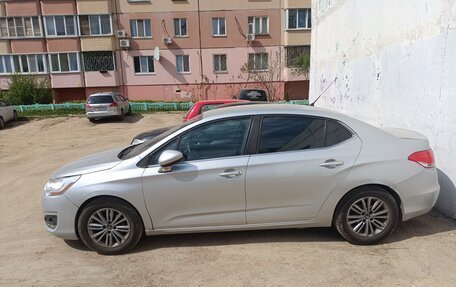 Citroen C4 II рестайлинг, 2015 год, 530 000 рублей, 3 фотография