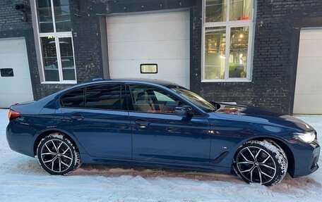 BMW 5 серия, 2021 год, 5 900 000 рублей, 2 фотография
