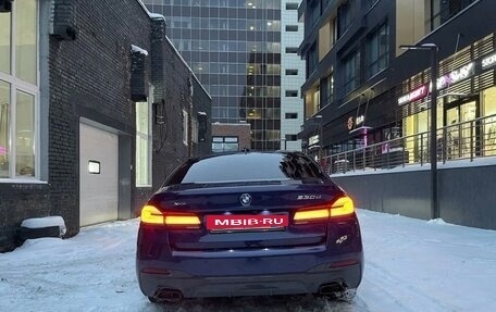 BMW 5 серия, 2021 год, 5 900 000 рублей, 9 фотография