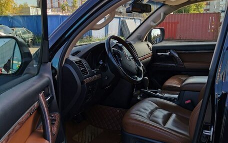 Toyota Land Cruiser 200, 2014 год, 4 250 000 рублей, 10 фотография