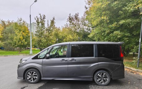 Honda Stepwgn IV, 2020 год, 2 450 000 рублей, 7 фотография