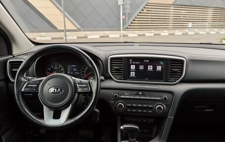 KIA Sportage IV рестайлинг, 2020 год, 2 257 000 рублей, 15 фотография