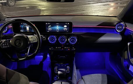 Mercedes-Benz CLA, 2019 год, 3 500 000 рублей, 10 фотография