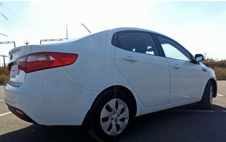 KIA Rio III рестайлинг, 2014 год, 870 000 рублей, 8 фотография