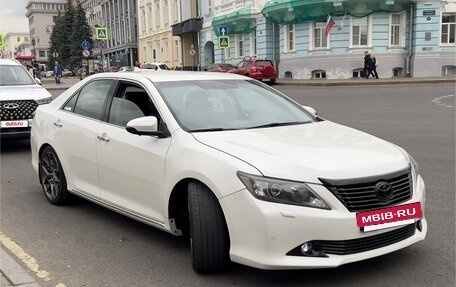 Toyota Camry, 2011 год, 1 650 000 рублей, 2 фотография