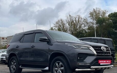 Toyota Fortuner II, 2021 год, 4 900 000 рублей, 2 фотография