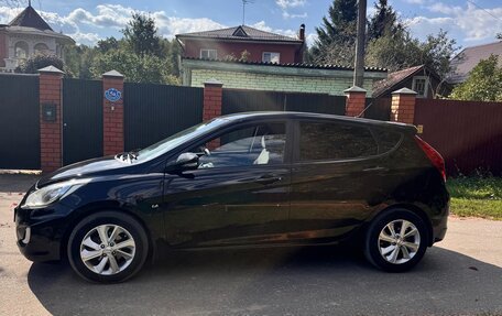 Hyundai Solaris II рестайлинг, 2011 год, 790 000 рублей, 5 фотография