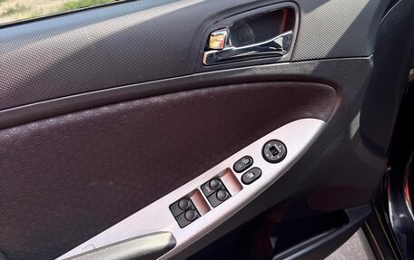 Hyundai Solaris II рестайлинг, 2011 год, 790 000 рублей, 16 фотография