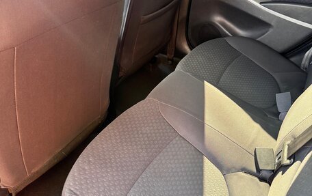 Hyundai Solaris II рестайлинг, 2011 год, 790 000 рублей, 18 фотография