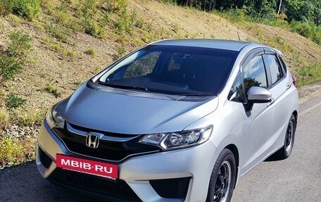 Honda Fit III, 2016 год, 920 000 рублей, 4 фотография