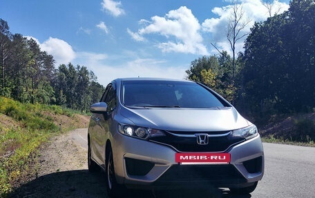 Honda Fit III, 2016 год, 920 000 рублей, 3 фотография