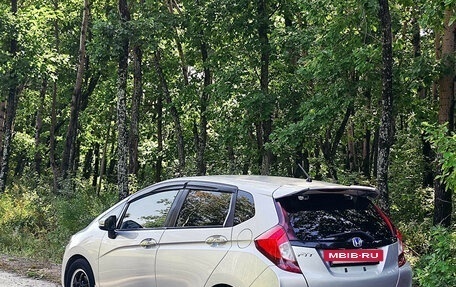 Honda Fit III, 2016 год, 920 000 рублей, 22 фотография
