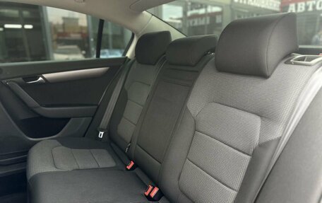 Volkswagen Passat B7, 2011 год, 950 000 рублей, 24 фотография