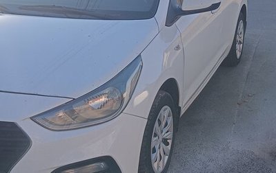 Hyundai Solaris II рестайлинг, 2017 год, 750 000 рублей, 1 фотография