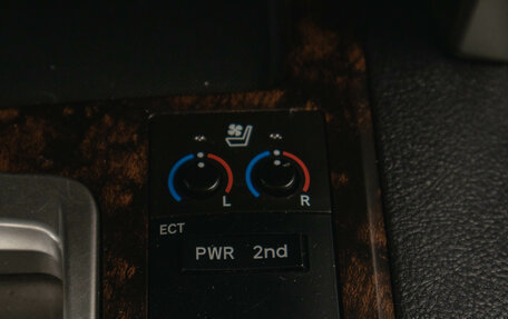 Toyota Land Cruiser 200, 2014 год, 4 499 000 рублей, 21 фотография