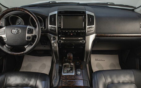 Toyota Land Cruiser 200, 2014 год, 4 499 000 рублей, 22 фотография