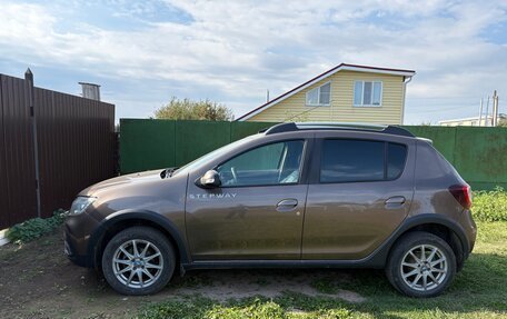Renault Sandero II рестайлинг, 2019 год, 1 050 000 рублей, 4 фотография