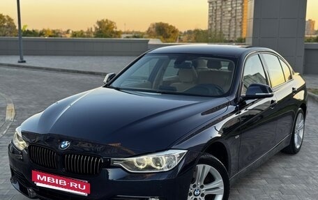BMW 3 серия, 2013 год, 1 390 000 рублей, 26 фотография