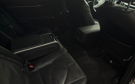 Toyota Camry, 2019 год, 2 450 000 рублей, 5 фотография