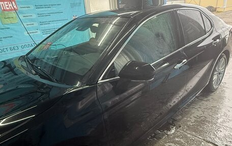 Toyota Camry, 2019 год, 2 450 000 рублей, 2 фотография