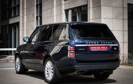 Land Rover Range Rover IV рестайлинг, 2018 год, 5 500 000 рублей, 4 фотография