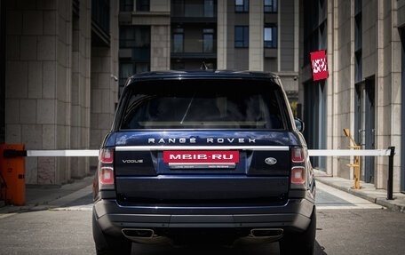 Land Rover Range Rover IV рестайлинг, 2018 год, 5 500 000 рублей, 5 фотография