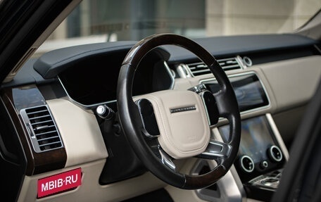 Land Rover Range Rover IV рестайлинг, 2018 год, 5 500 000 рублей, 10 фотография