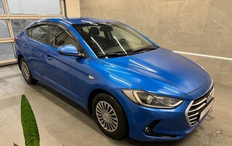 Hyundai Elantra VI рестайлинг, 2017 год, 1 049 000 рублей, 3 фотография