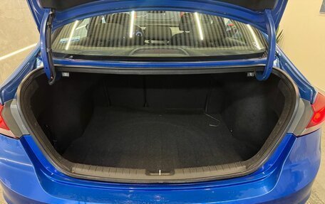 Hyundai Elantra VI рестайлинг, 2017 год, 1 049 000 рублей, 15 фотография