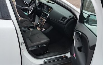 Volvo V40 II рестайлинг, 2014 год, 1 100 000 рублей, 1 фотография