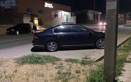 Volkswagen Passat B7, 2012 год, 1 050 000 рублей, 2 фотография