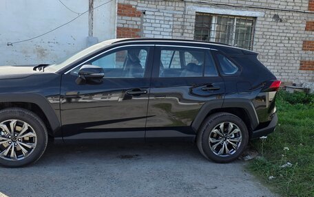 Toyota RAV4, 2025 год, 4 200 000 рублей, 3 фотография