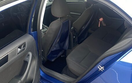 Volkswagen Jetta VI, 2017 год, 1 550 000 рублей, 6 фотография