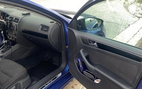 Volkswagen Jetta VI, 2017 год, 1 550 000 рублей, 8 фотография