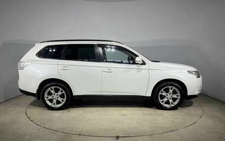 Mitsubishi Outlander III рестайлинг 3, 2012 год, 1 199 000 рублей, 5 фотография
