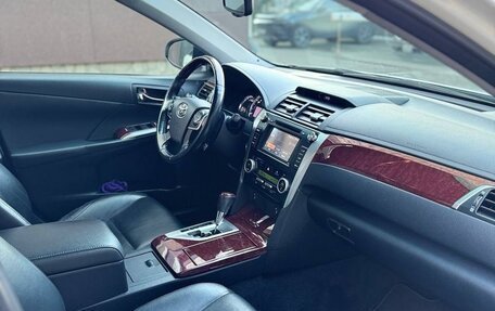 Toyota Camry, 2012 год, 1 900 000 рублей, 7 фотография