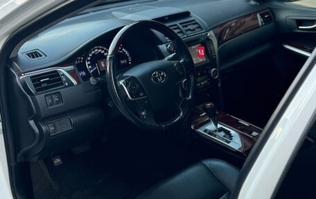 Toyota Camry, 2012 год, 1 900 000 рублей, 5 фотография