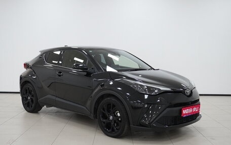 Toyota C-HR I рестайлинг, 2021 год, 2 257 000 рублей, 1 фотография