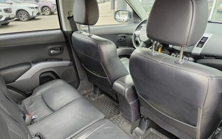 Mitsubishi Outlander III рестайлинг 3, 2010 год, 1 060 000 рублей, 8 фотография