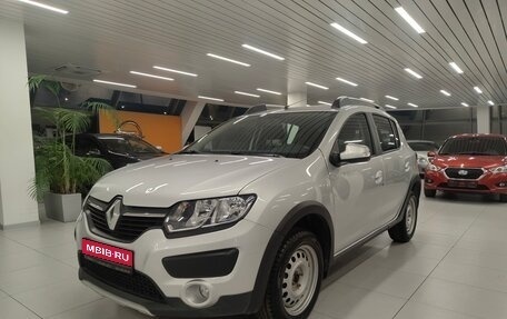 Renault Sandero II рестайлинг, 2017 год, 939 000 рублей, 1 фотография